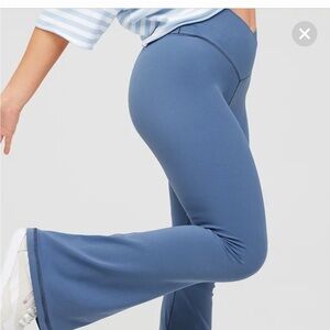 OFFLINE By Aerie High Waisted Crossover Flare Legging in Small-Marbled Blue NWT!